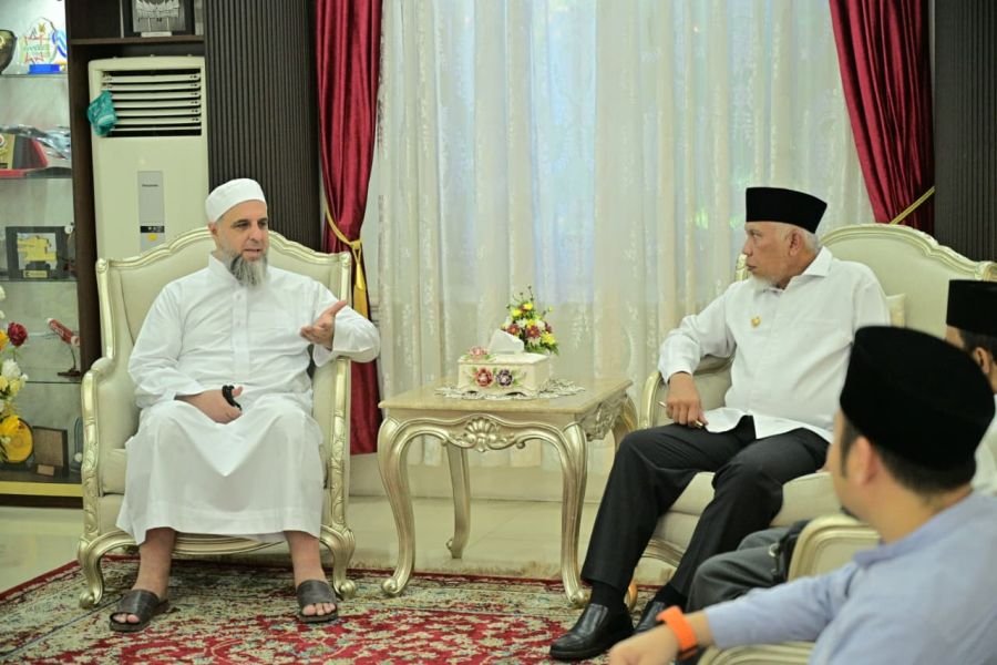 Mahyeldi Dorong Penguatan Fikih Wasathiyah untuk Menjawab Tantangan Keagamaan Kontemporer
