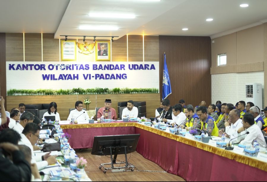 Mahyeldi Minta Dukungan Komisi V DPR RI untuk Percepatan Pemulihan Infrastruktur Vital