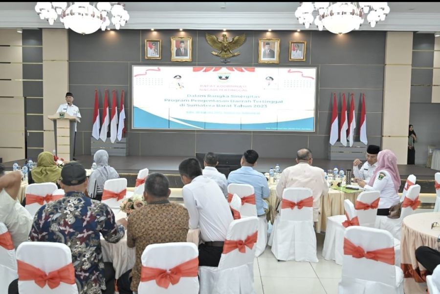 Mahyeldi Minta Seluruh Pihak Upayakan Melepas Status Tertinggal 28 Nagari/Desa di Sumbar