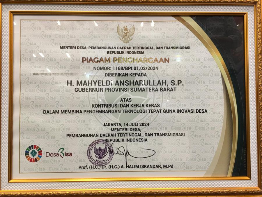 Mahyeldi Raih Lencana Abdi Inovasi Desa Berkat Kegigihan Membina Teknologi Tepat Guna