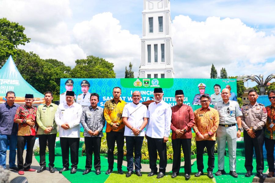 Maksimalkan Pelayanan Transaksi Pajak Kendaraan, Gubernur Sumbar Launching Samsat Wisata Bukittinggi