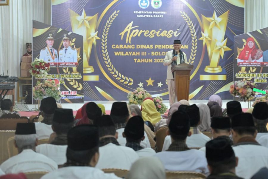 Malam Apresiasi Cabdindik Solok Raya, Mahyeldi Minta SDM Kependidikan Terus Pacu Kualitas Pendidikan