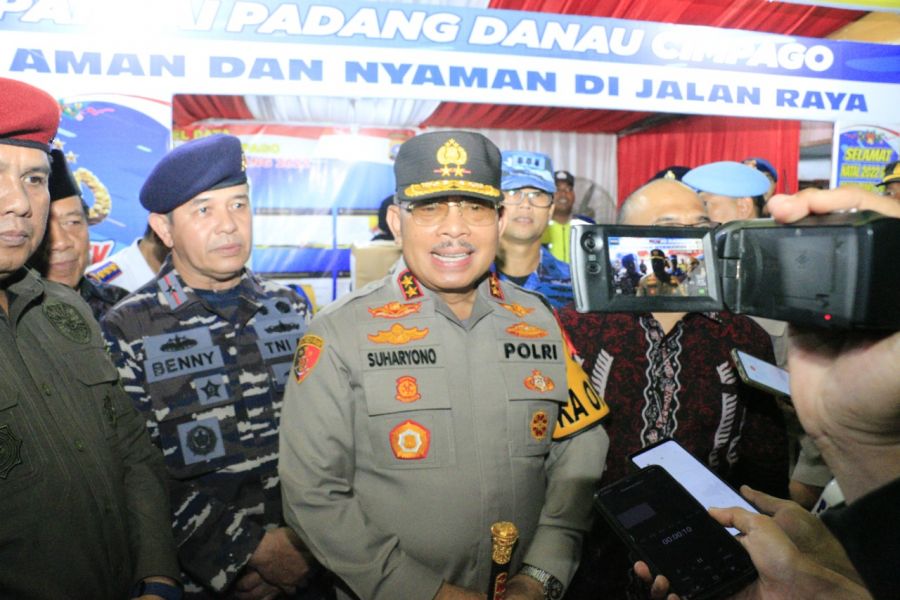 Malam Tahun Baru 2023, Kapolda Irjen Pol Suharyono Sebut Sumbar Aman dan Kondusif 