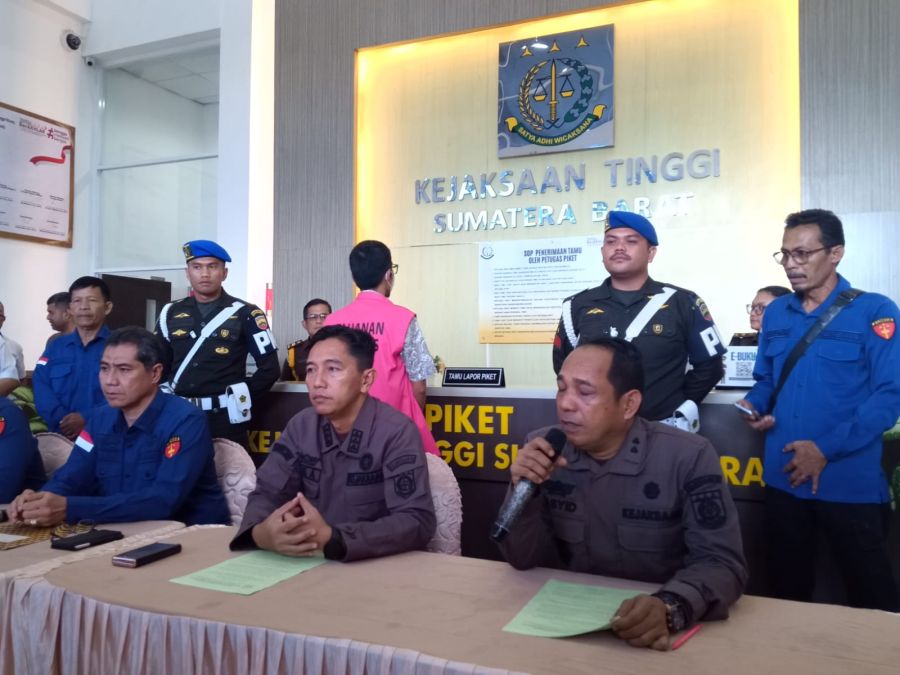 Mantan Dirut Perumda PSM Ditahan Kejati Sumbar 