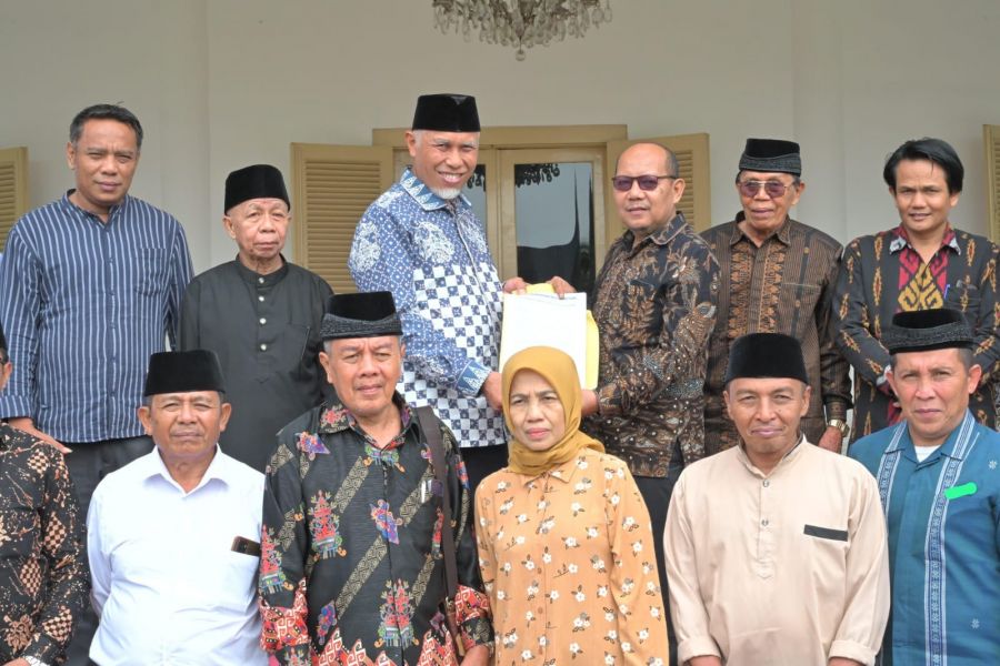 Masyarakat Hibahkan Tanah, Gubernur Mahyeldi Rencanakan Bangun SMA N 3 Gunung Talang Tahun Depan