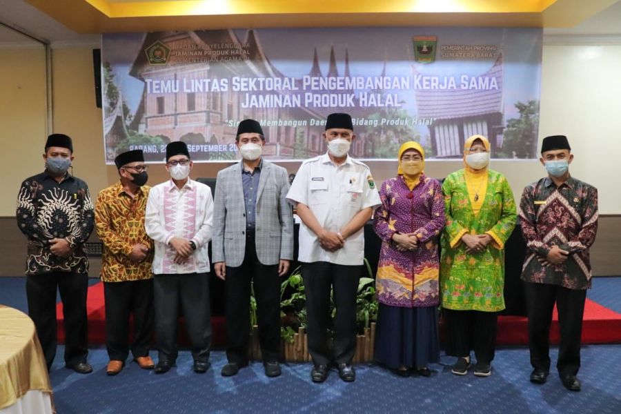 Masyarakat Sumbar Punya Kesadaran Tinggi Gunakan Produk Halal