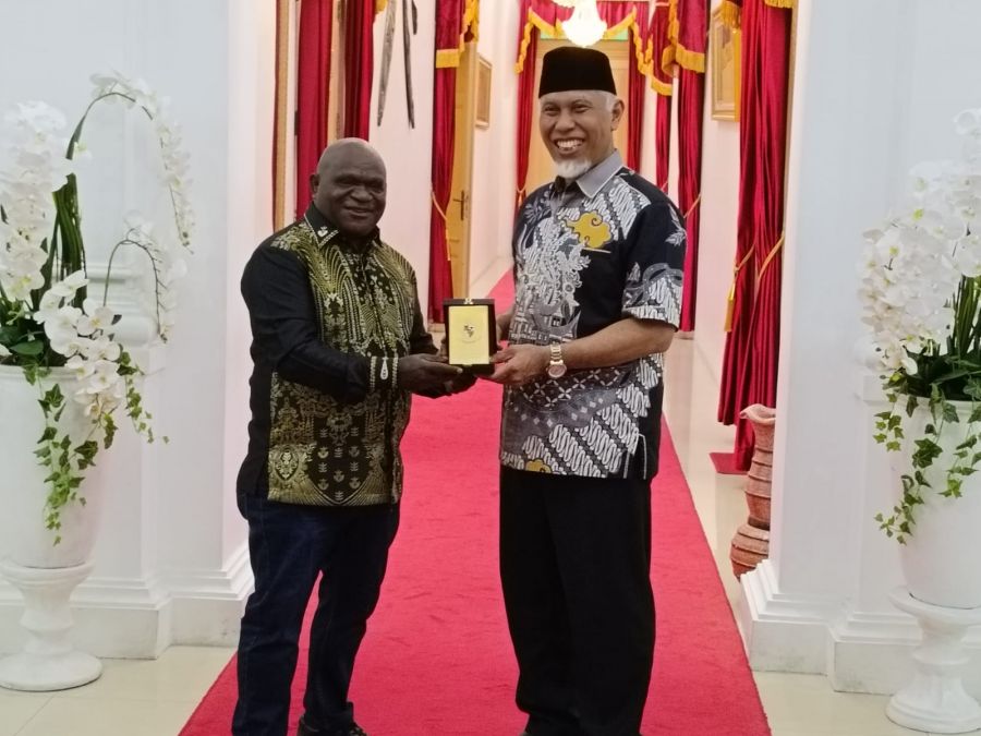 Menteri HAM Natalius Pigai Jadikan Sumbar Sebagai Rumah Kedua 