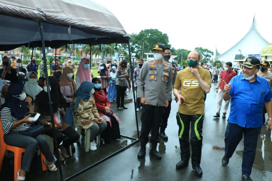 Meski Libur, Kapolda Sumbar Irjen Pol Teddy Minahasa keliling Pasaman dan Pasbar Motivasi Vaksinasi