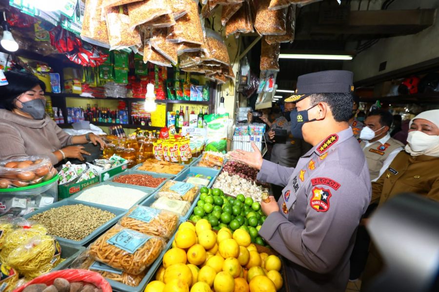 Minyak Curah Terdistribusi dan Harga Sesuai HET, Pedagang Pasar Ucapkan Terima Kasih ke Kapolri