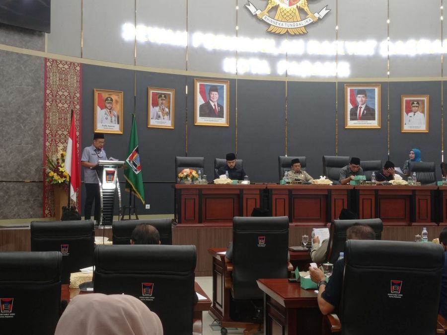 Muharlion Pimpin Rapat Paripurna, Tutup Masa Sidang III 2025 dan Buka Masa Sidang I Tahun 2025/2026