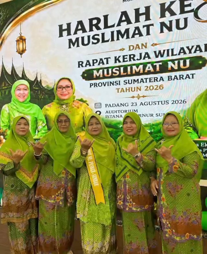 Netra Ekawati Bersama Ketua PC Pasaman Barat Hadiri Harlah ke-80 dan Rakerwil Muslimat NU Sumbar
