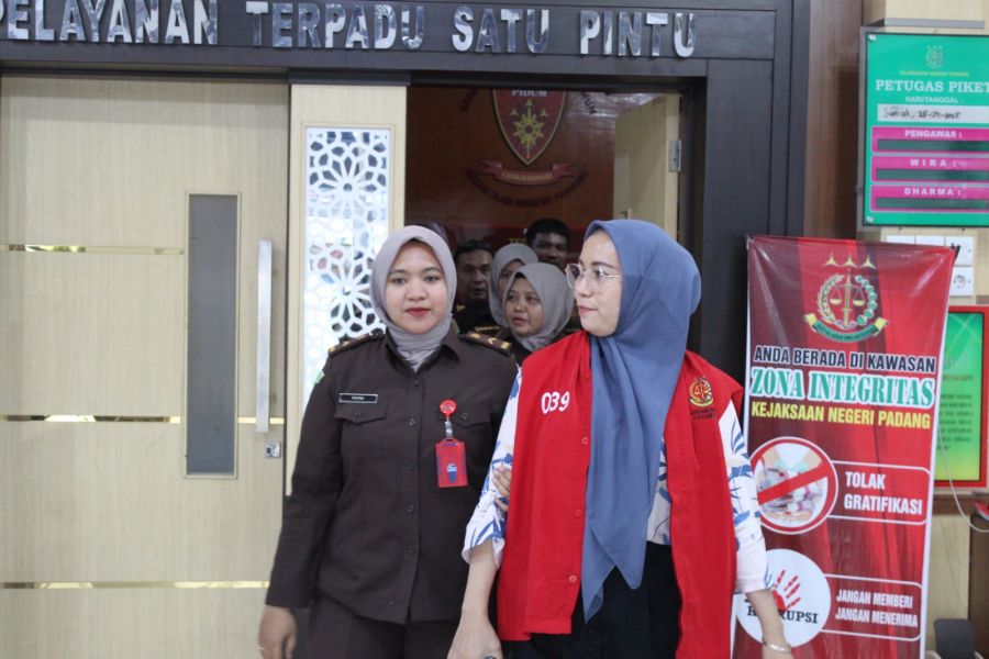 Oknum Istri Perwira Polisi Dieksekusi dalam Kasus Penipuan Rp.494 Juta