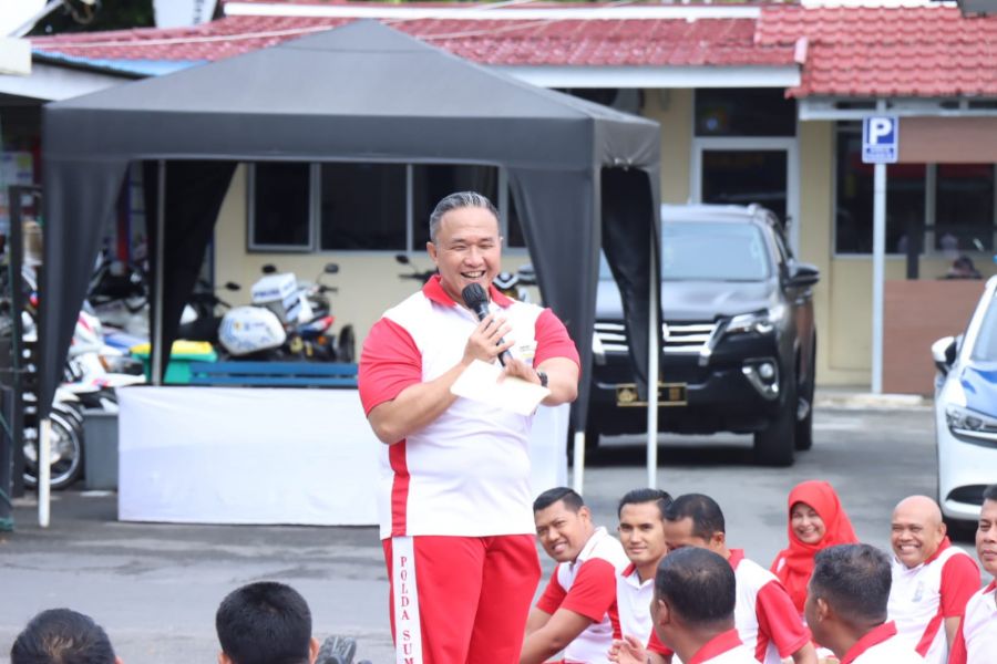 Olahraga Bersama Personil Polresta Bukittinggi, Ini Pesan Wakapolda Sumbar 