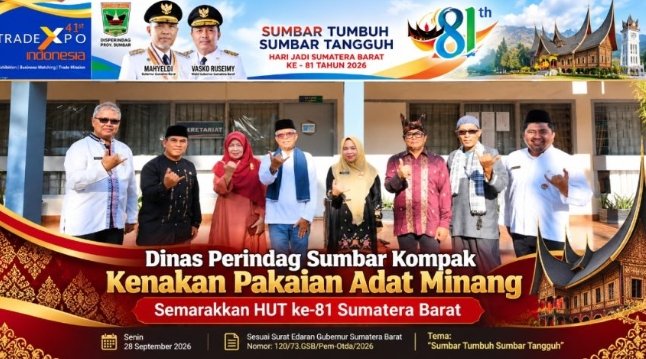 Pakaian Adat Jadi Pengingat Identitas Budaya, Dinas Perindag Sumbar Semarakkan HUT ke-81