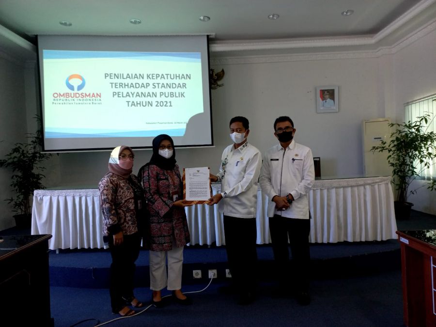 Pasbar Raih Urutan ke 4 se- Sumbar Kepatuhan Standar Pelayanan Publik dari Ombudsman RI