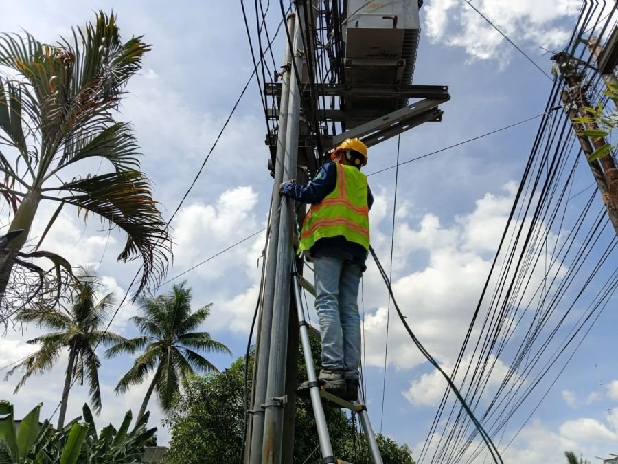 Pastikan Konektivitas Terjaga, PLN Icon Plus Lakukan Pemeliharaan Jaringan Fiber Optik di Pekanbaru