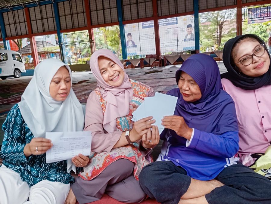 PB IKASMANTRI & SMA 3 Padang Berbagi Rejeki Ramadhan Bersama Siswa & Masyarakat Sekitar Sekolah