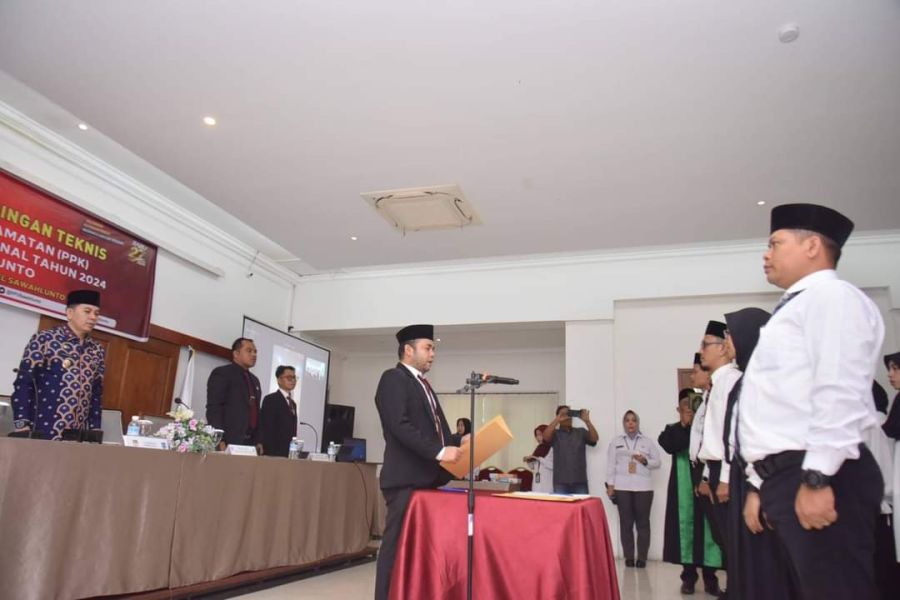 Pelantikan PPK 2024, Pj Wako Sawahlunto: Bertugaslah dengan Profesional dan Berintegritas