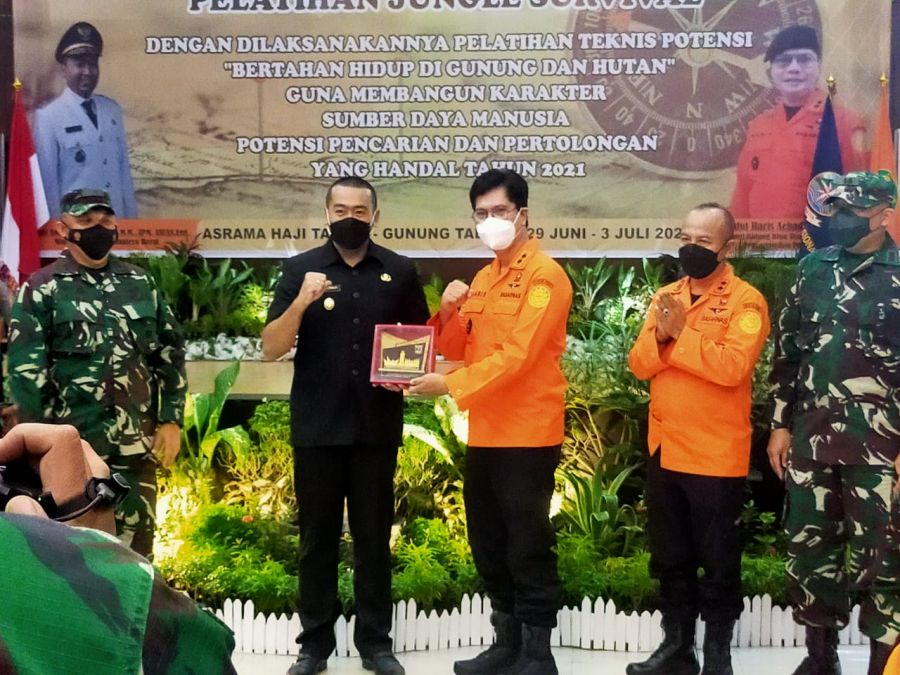 Pelatihan Jungle Survival, Wagub Audy: Tim SAR Elemen Penting Wujudkan Ketahanan Bencana di Sumbar