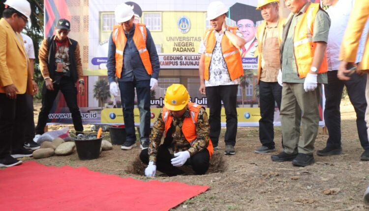 Peletakan Batu Pertama Kampus UNP, Bupati: Tidak Ada Alasan Untuk Gapai Pendidikan Tinggi