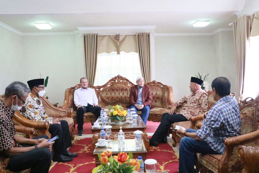 Peluang Destinasi Unggulan Baru, Gubernur Sambut Tawaran Bangun Replika Al-Aqsa di Sumbar