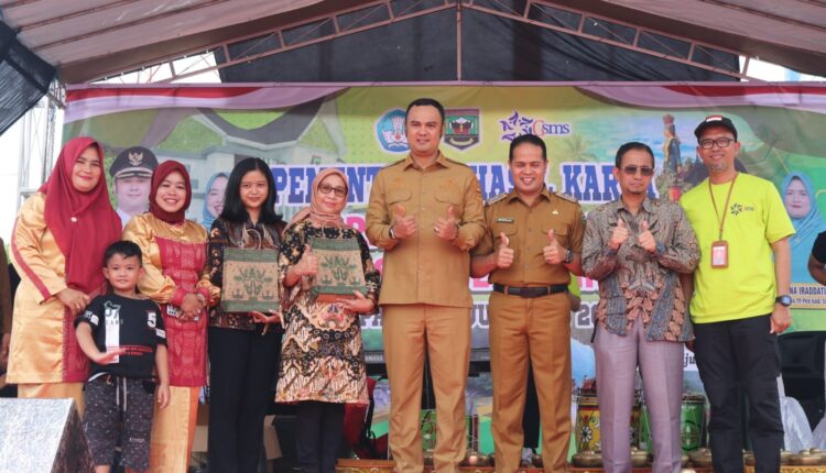 Pemkab Sijunjung Gelar Pementasan Hasil Karya GSMS Tahun 2022