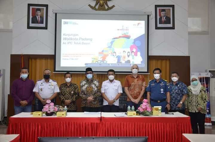 Pemko Padang dan Pelindo II Bahas Pembangunan Maritim Center 