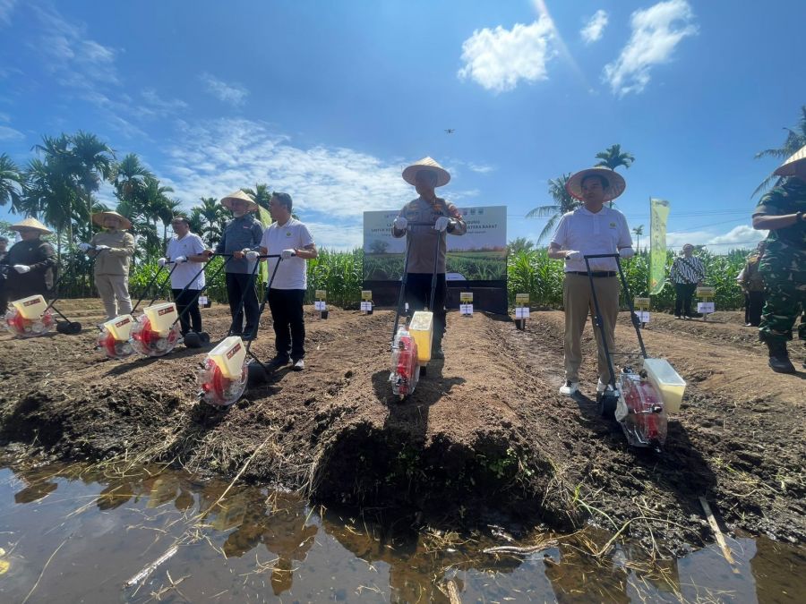 Pemprov dan Polda Sumbar Jalin Kolaborasi dengan Investor untuk Peningkatan Produksi