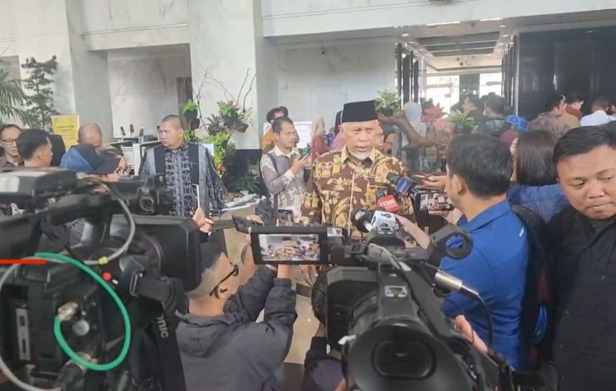 Pemprov Sumbar Dorong Pemerintah Pusat Ambil Alih Pembayaran Gaji ASN
