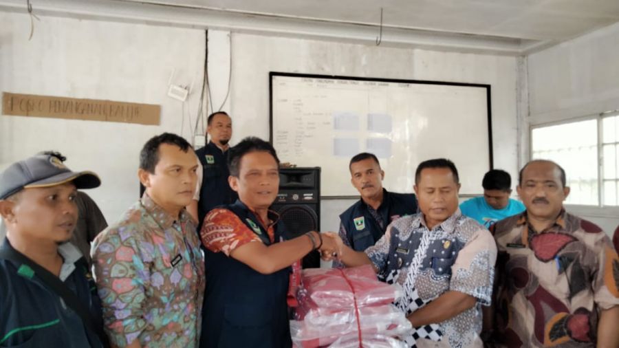 Pemprov Sumbar Salurkan 534 Kg Beras & Kebutuhan Logistik untuk Korban Banjir di Palangai Gadang