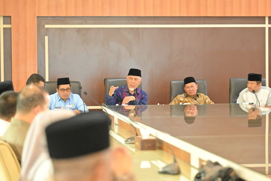 Pemprov Sumbar Siap Sukseskan Peringatan Satu Abad Jam Gadang