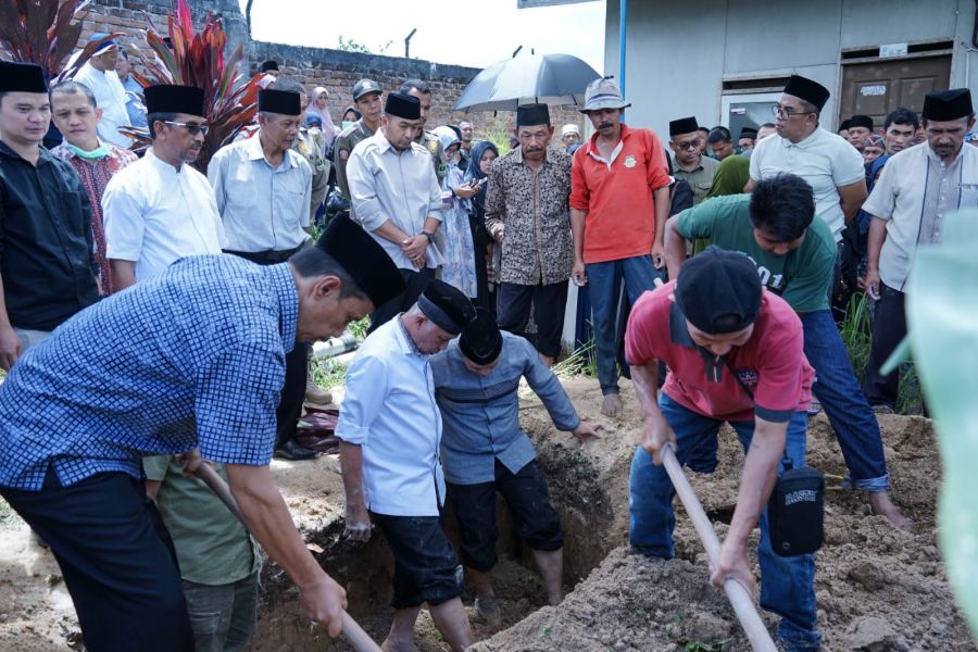 Pemprov Sumbar Turut Berduka atas Meninggal Dunianya Adik Kandung Gubernur Mahyeldi