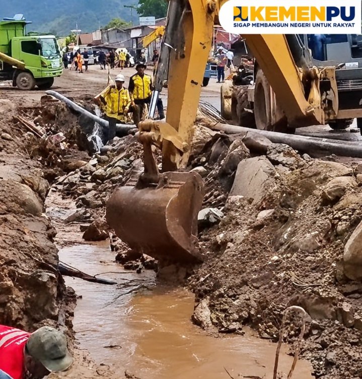Penanganan Galodo Solok Dipercepat, Pembersihan Ruas Jalan Nasional Terus Berlangsung