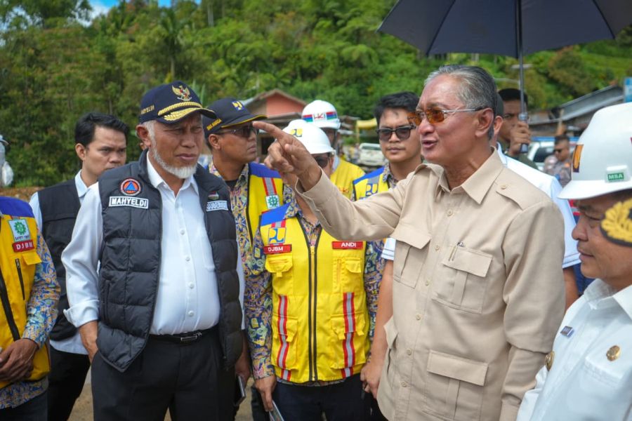 Penanganan Ruas Jalan Malalak, Menteri PU Siapkan Jembatan Permanen dan Sabo Dam