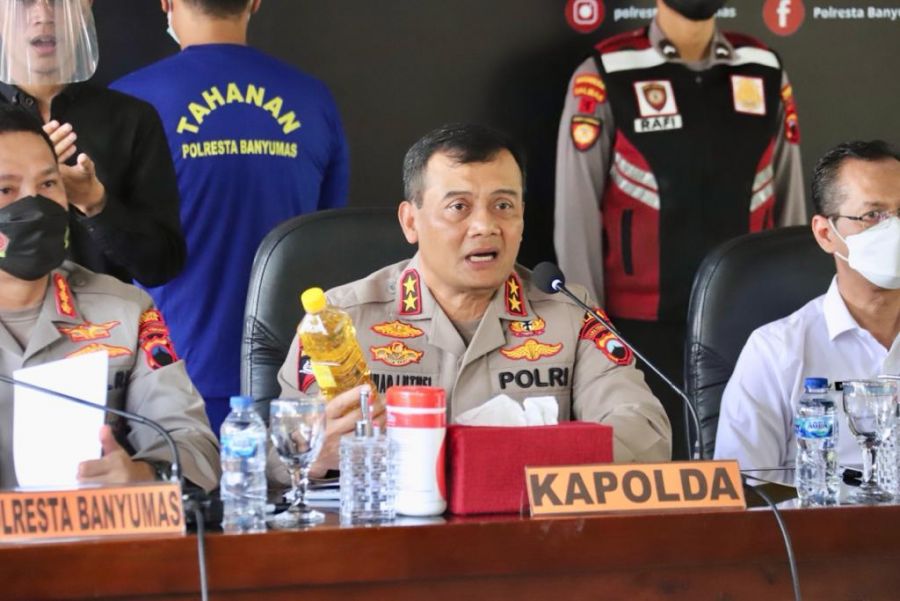 Peredaran Minyak Goreng Kemasan Tanpa Ijin Edar Digulung Polda Jateng, 14 Ton Barang Bukti Disita