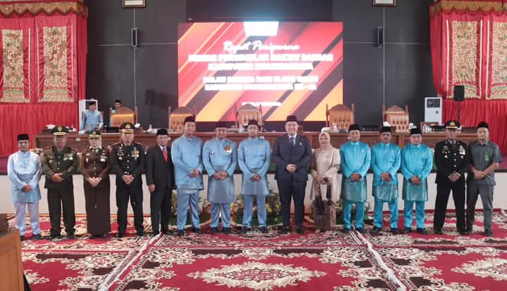 Peringati HUT Ke-21, DPRD Kabupaten Dharmasraya Gelar Paripurna
