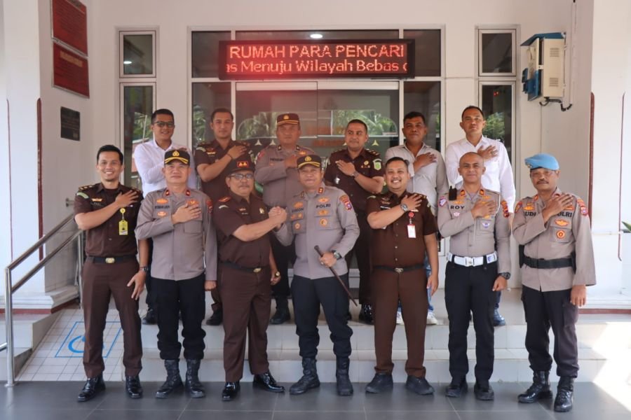 Perkuat Sinergitas Penegakan Hukum, Kapolres Sawahlunto Silaturahmi ke Kejaksaan Negeri Sawahlunto