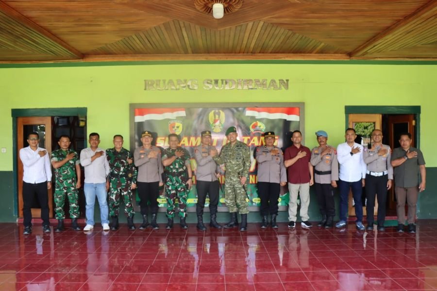 Perkuat Sinergitas TNI–Polri, Kapolres Sawahlunto dan Dandim 0310/SSD Siap Berkolaborasi