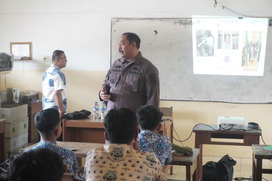 Pertemuan ke-3 Program Jaksa Mengajar, Kejati Sumbar Edukasi Siswa SMKN 5 Padang soal Bahaya Narkoba