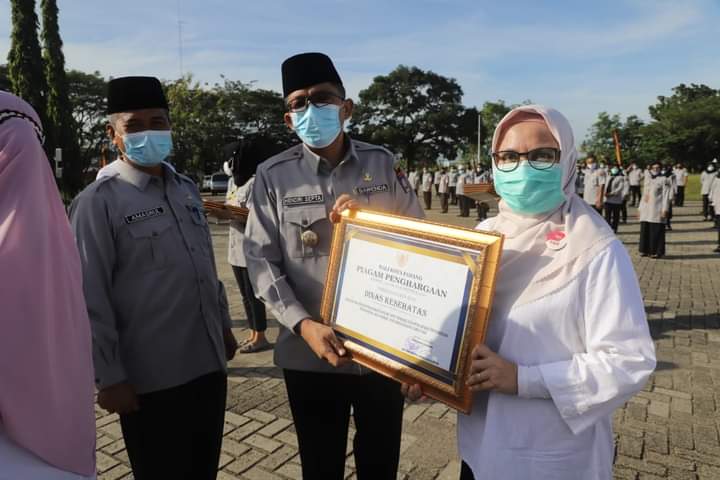 Pimpin Apel Bersama Bapenda, Wako Hendri Septa: Petugas Lapangan Ujung Tombak Realisasi PAD