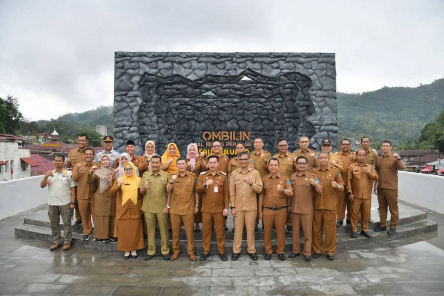 Pj Wako Fauzan Hasan & Pejabat Pemko Kunjungi Terminal Pasar Kota Sawahlunto yang Selesai Direnovasi