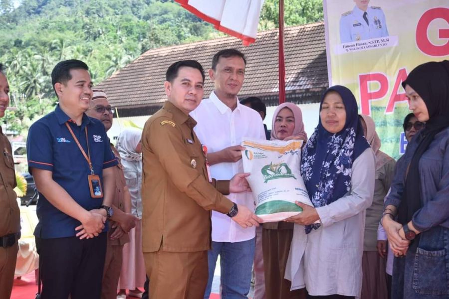 Pj Wako Sawahlunto Buka Gerakan Pasar Murah (GPM), Bantu Masyarakat Miskin