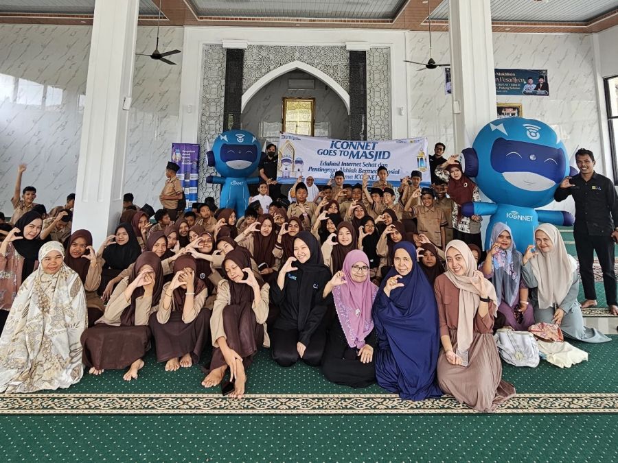 PLN Icon Plus Gelar Edukasi Internet Sehat: Bangun Generasi Muda Cerdas & Berakhlak dalam Bermedsos