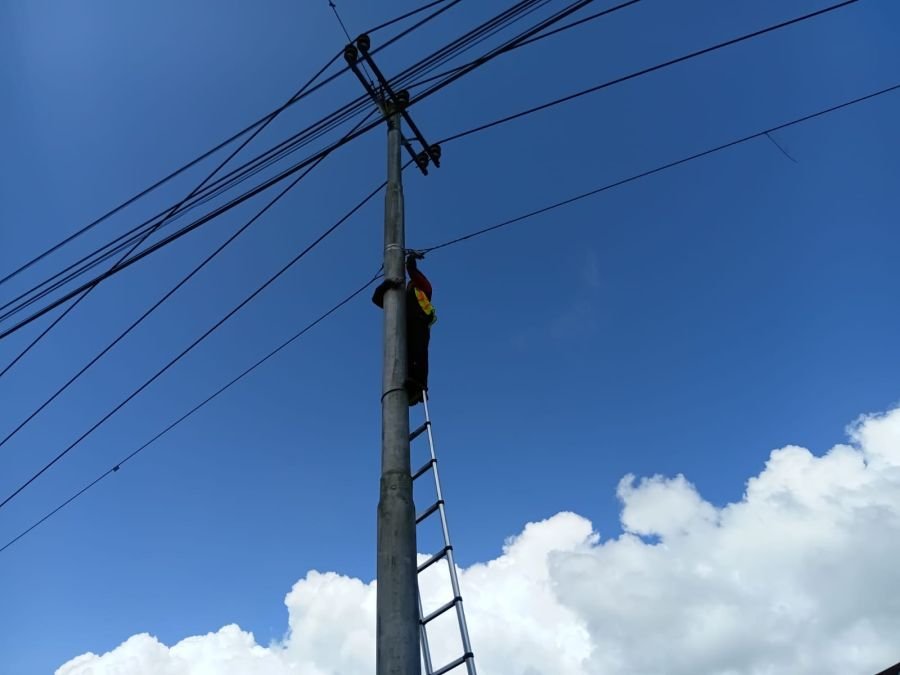 PLN Icon Plus Lakukan Pemeliharaan Jaringan Fiber Optic di Solok Selatan