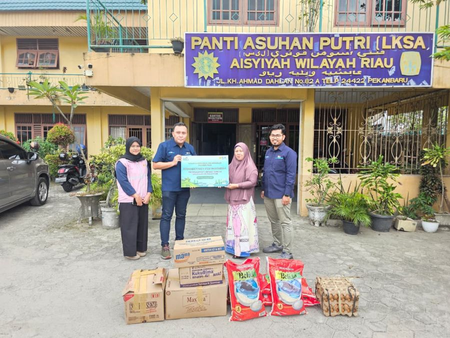 PLN Icon Plus Salurkan Bantuan Sembako ke Panti Asuhan Putri Aisyiyah Pekanbaru