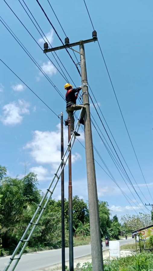 PLN Icon Plus Sumbagteng kembali Lakukan Preventive Maintenance di Daerah Karya Indah