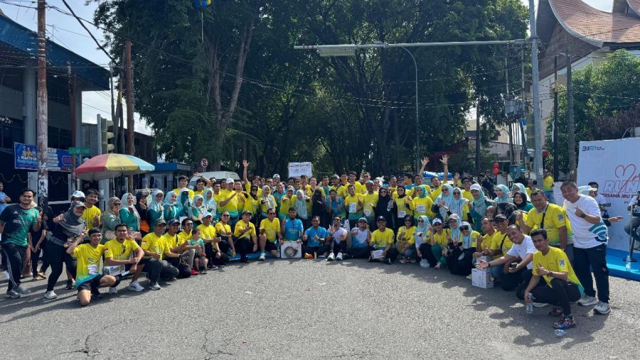 PLN Icon Plus Sumbagteng Turut Mendukung Gelaran “Run for Mom” di Padang