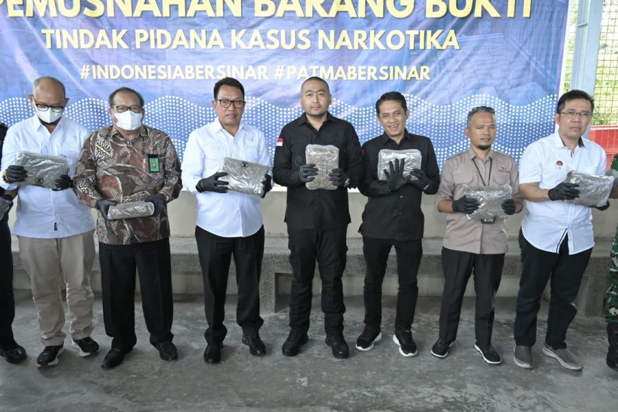 Plt Gubernur Audy Joinaldy Apresiasi Keberhasilan BNNP Sumbar Gagalkan Peredaran 624,5 Kg Ganja