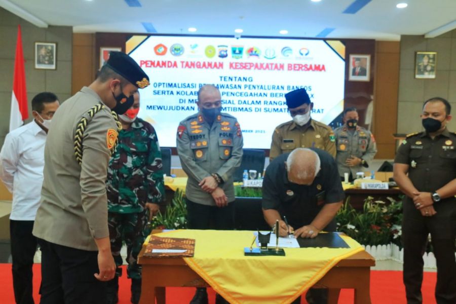 Polda Sumbar Jalin Kerjasama Optimalisasi Pengawasan Bansos dan Cegah Berita Hoax di Medsos