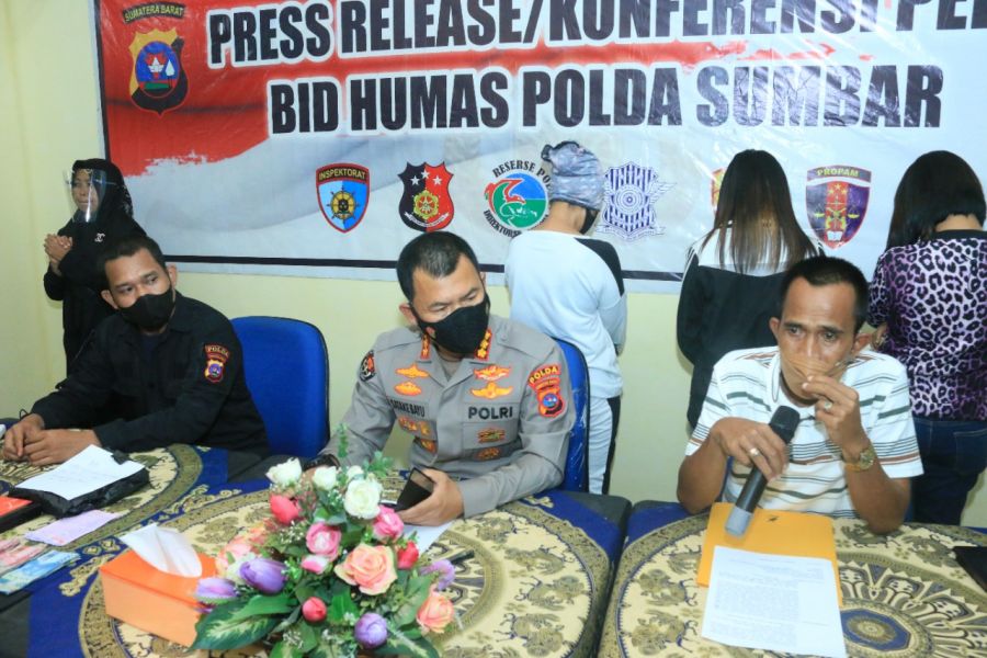 Polda Sumbar Ungkap Tempat Prostitusi, Seorang Pelaku Ditangkap